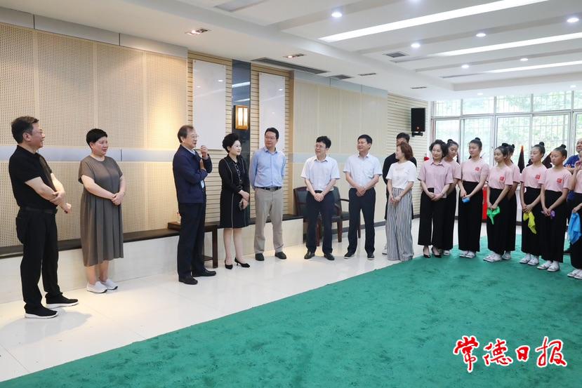 133ccb90ab3646daa3e6252e443d1c11.jpg 133ccb90ab3646daa3e6252e443d1c11.jpg