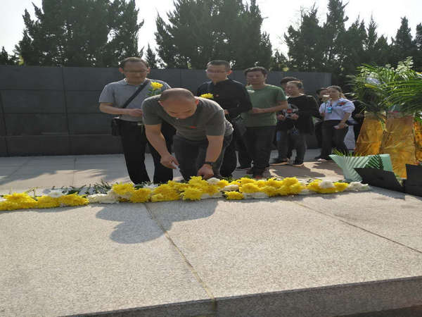 市文化市场综合执法局我们的节日清明 (4).jpg