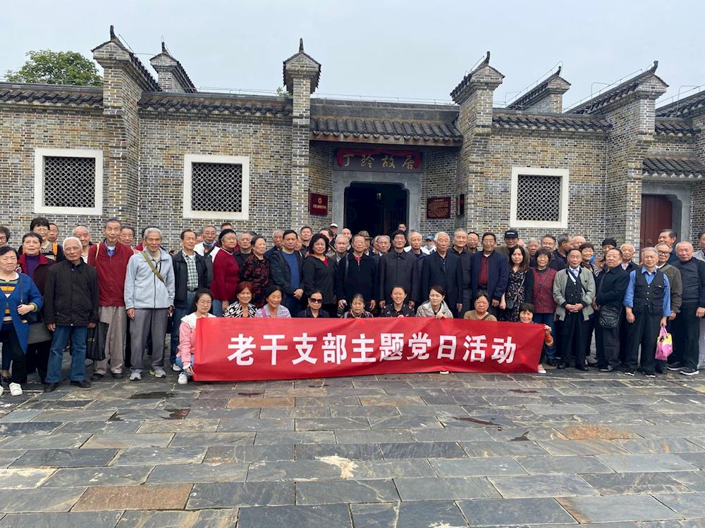 727697b059214cdbb62ed49338355b05.jpg 727697b059214cdbb62ed49338355b05.jpg