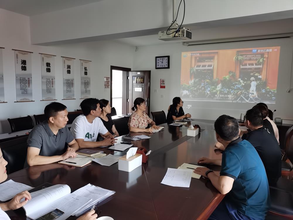 eaeb107bc54d462d914d9a4dcd0602da.jpg eaeb107bc54d462d914d9a4dcd0602da.jpg