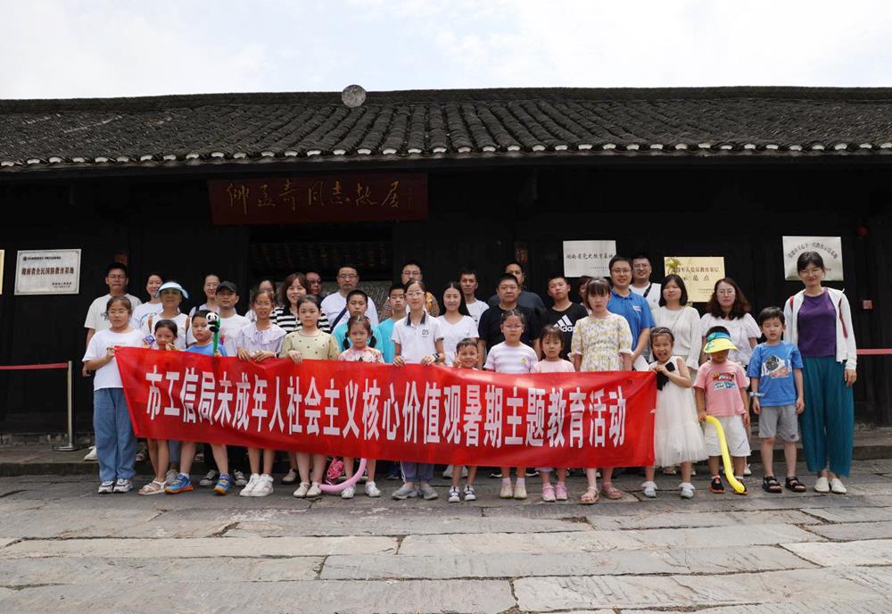 834058512e724a9b906b7c357de5e8df.jpg 834058512e724a9b906b7c357de5e8df.jpg