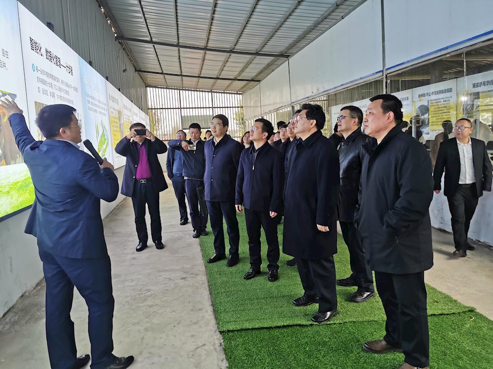 6c0cef283ed1419b92debc6f22158b41.jpg 6c0cef283ed1419b92debc6f22158b41.jpg