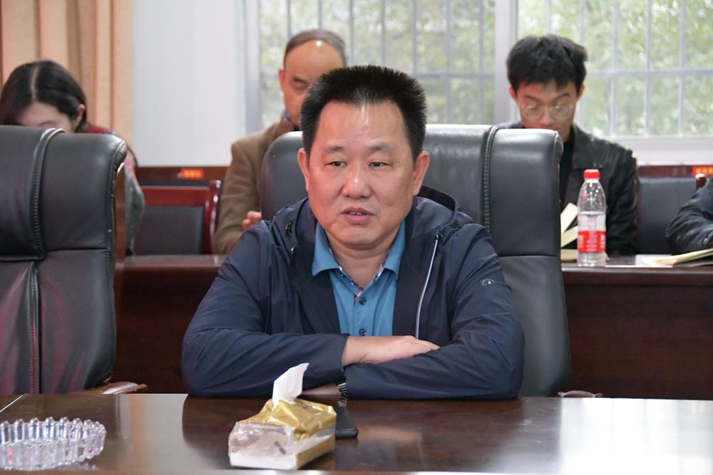 da7d4bd759b64d0cb7abd1e40fd1dd73.jpg da7d4bd759b64d0cb7abd1e40fd1dd73.jpg