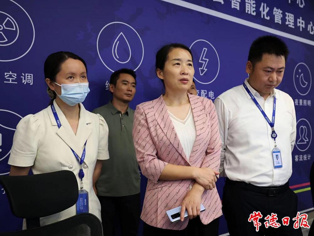 c8e8ce142ff84deca1a31390d3c3dda7.jpg c8e8ce142ff84deca1a31390d3c3dda7.jpg