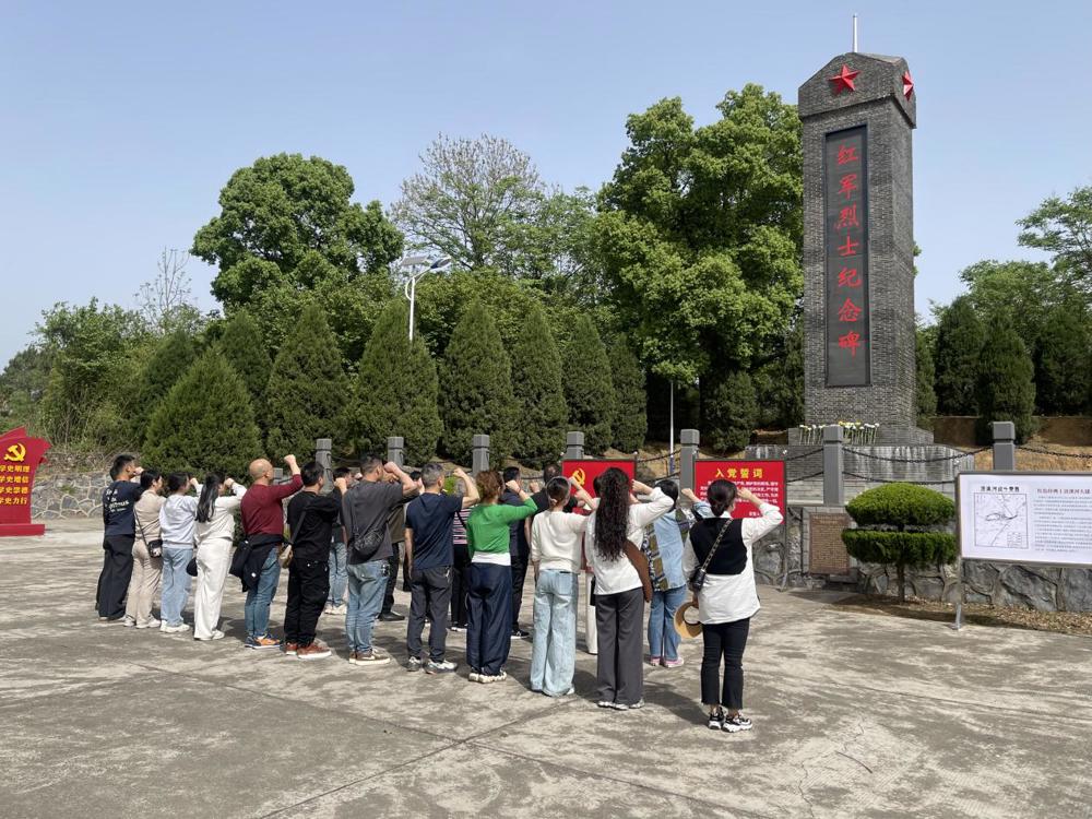 0dd4d7a3fe79aadc53a02800d003234