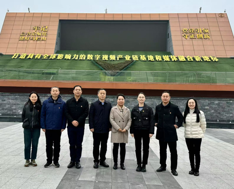 cb310d63b2bf413b914f1193d6e40c40