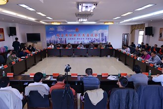 市国税局携手经开区举办“税企共绘新区美”座谈会