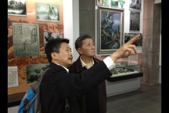 清明：“71年了，终于来到父亲牺牲的地方！”