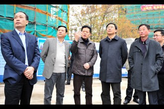 市“四大家”主要领导实地督导“路改”工作