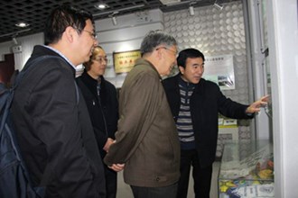 清华大学原党委书记来市一中讲学