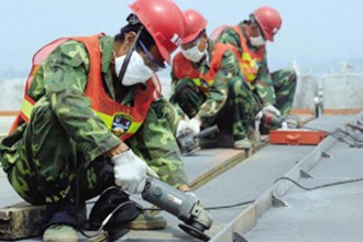 紫缘路立交桥建设正酣