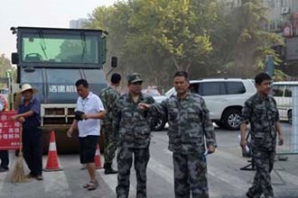 350名驻常官兵参与“三改四化”实践