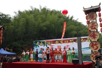 钱家坪竹文化节吸引数千游客