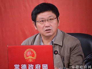 市交通运输局党组书记、局长车德斌做客嘉宾访谈