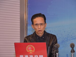 实施精准扶贫 打赢脱贫攻坚战