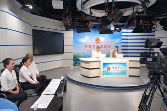 杨波图片