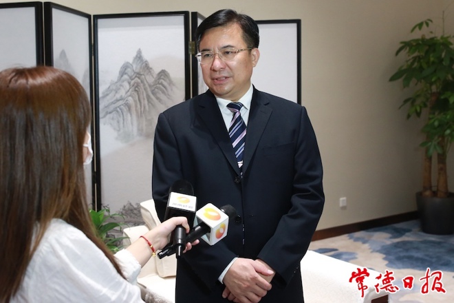 邹文辉接受湖南卫视专访 开拓新的合作空间 发掘新的合作潜力