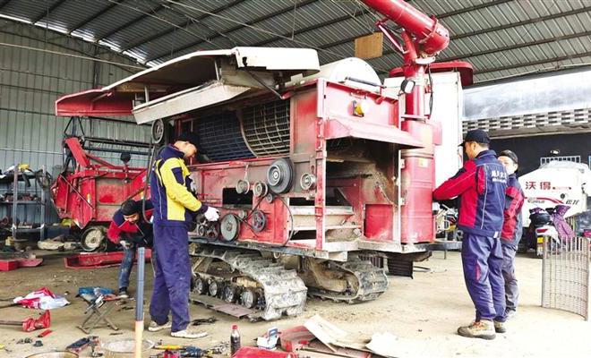【社会】澧县：农机迎来维修保养高峰期