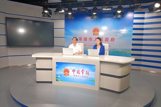 胡少华图片