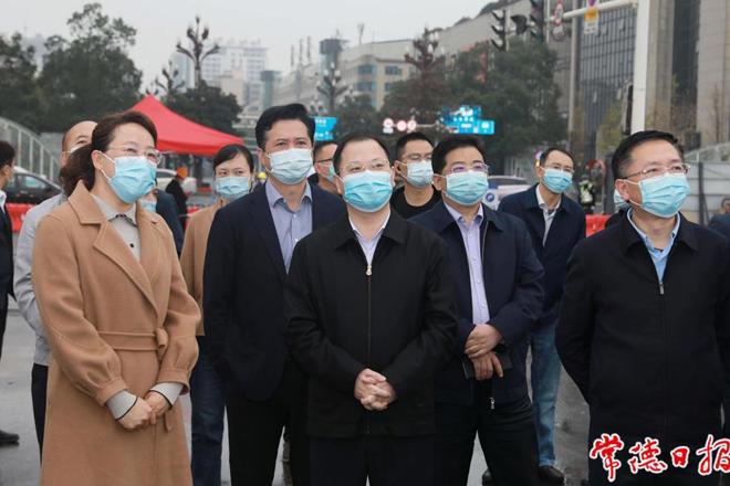 周振宇督导疫情防控工作时强调 绷紧心弦 抓实措施 守牢疫情防控底线