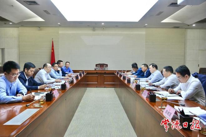 周振宇会见中联重科董事长詹纯新一行