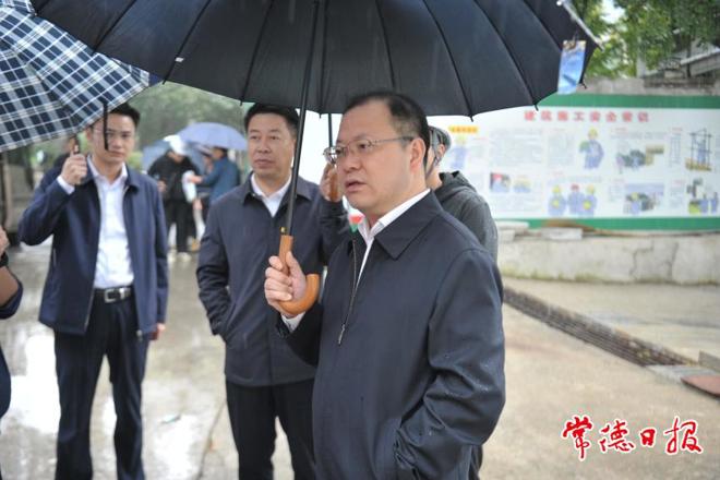 周振宇调研老旧小区改造工作：不断增强群众的获得感、幸福感、安全感