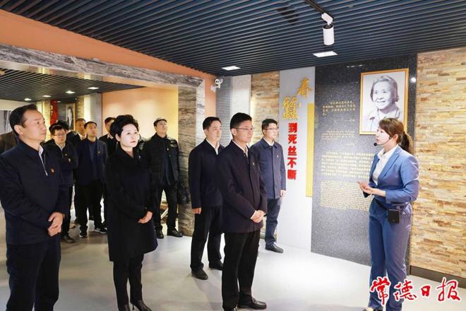 曹志强参加所在党支部主题党日活动：重温初心使命 传承红色基因 进一步推动主题教育走深走实