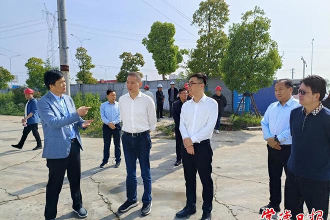市领导率队开展城市规划实施情况专题调研