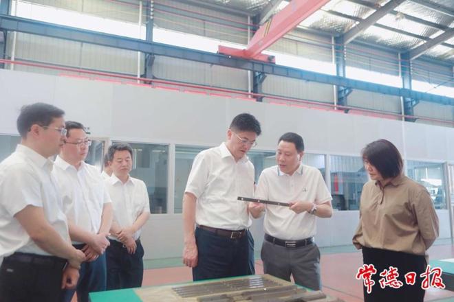 罗毅君在鼎城区、常德高新区宣讲习近平总书记在湖南考察时的重要讲话和指示精神并开展调研