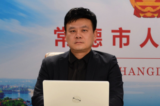 李军图片