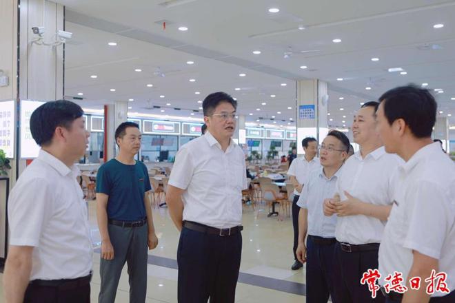 罗毅君在湖南文理学院调研