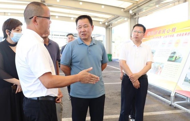 市领导带队开展大气污染防治“一法一条例两规定”执法检查