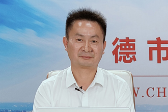 程望生图片