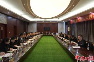 周振宇参加津市代表团审议