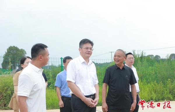 罗毅君在鼎城区、津市市调研