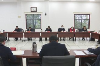 市级领导及县处级主要领导干部学习贯彻党的十九届六中全会精神和省第十二次党代会精神研讨班 学员分组讨论