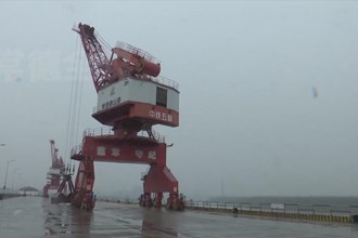 周振宇专题调度常德港战略合作相关工作