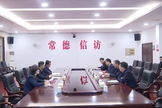 曹志强坐班接访 现场协调解决群众诉求并调度全市信访工作