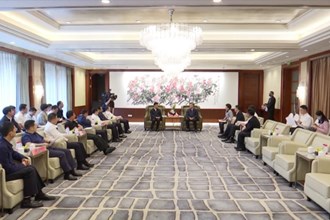 市党政代表团赴杭州考察学习