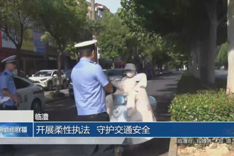 临澧：开展柔性执法 守护交通安全