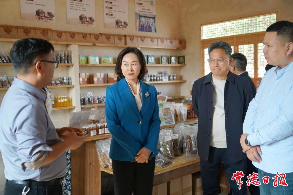 3175151_448ee267-c8d0-4c87-8bcd-fd8ff9994231_batchwm