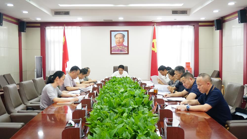 955e1c18e505429e97df2f4db54f2ba3.jpg 955e1c18e505429e97df2f4db54f2ba3.jpg