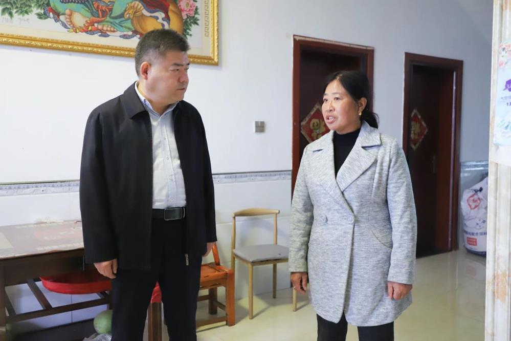 98af4b4592a44edbaa7477dae095e390.jpg 98af4b4592a44edbaa7477dae095e390.jpg